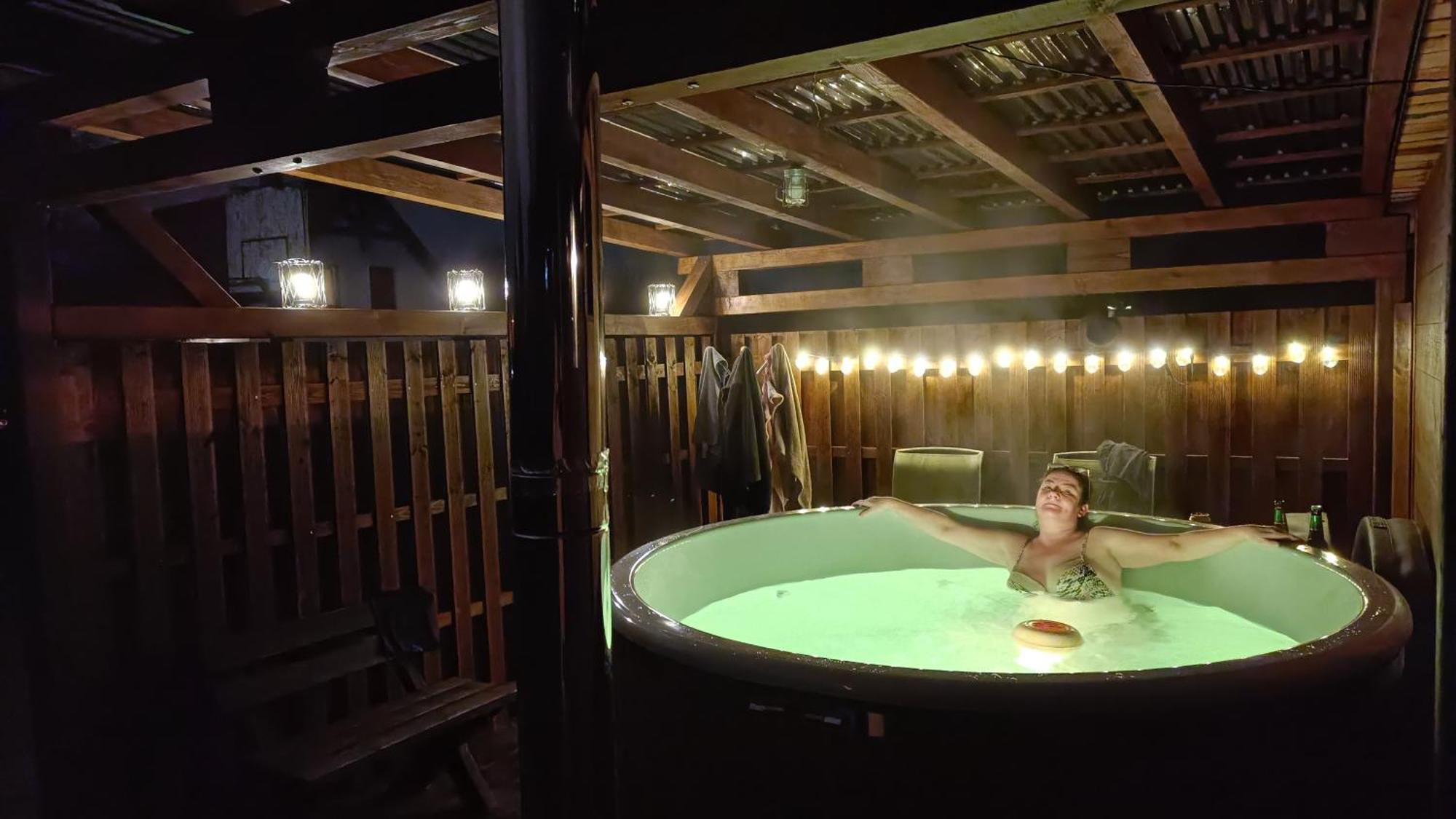 Pod Klonem Z Balia I Sauna 卢巴夫卡 外观 照片